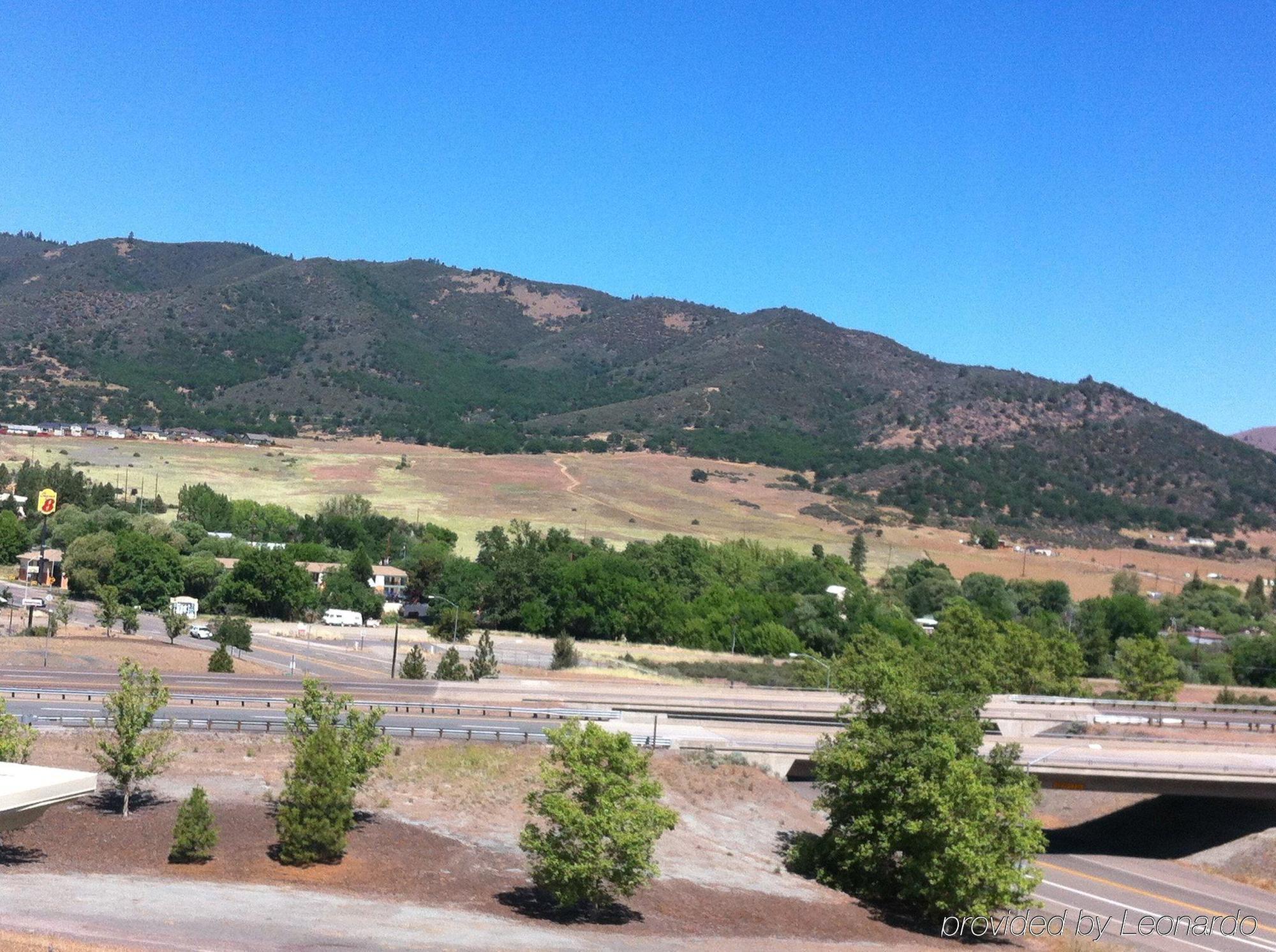 Holiday Inn Express Yreka-Shasta Area By Ihg Экстерьер фото